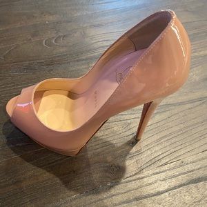 Brand new Christian louboutin lady peep